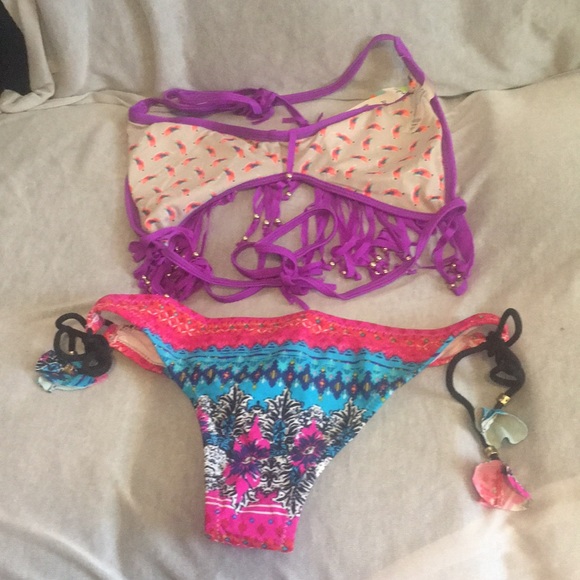 NWT Raisins fringed string bikini - Picture 2 of 4